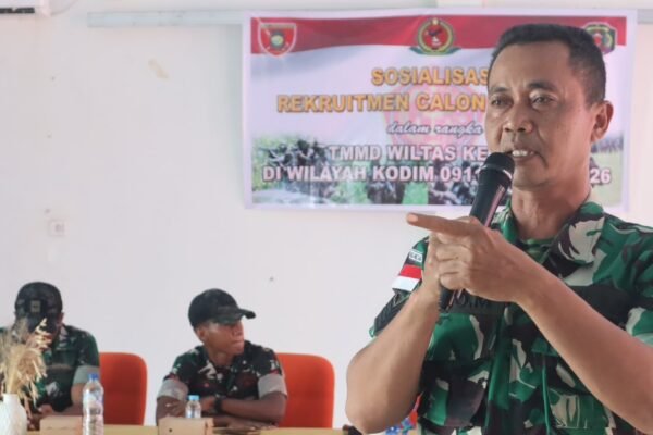 TMMD Ke-129 Bangun Semangat Nasionalisme Generasi Muda Perbatasan Lewat Edukasi Karier TNI AD
