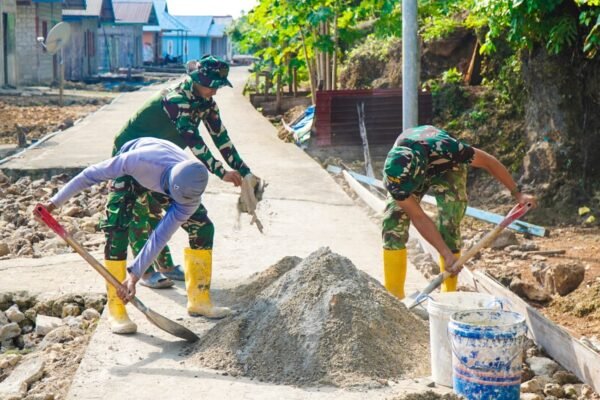 Satgas TMMD Ke-129 Kodim 1311/Morowali  terus genjot Pekerjaan Rabat Jalan di Desa Polewali