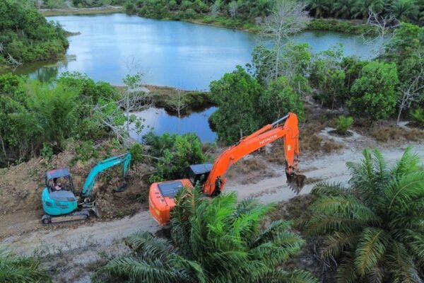 Peningkatan Alat Berat untuk Percepat Proyek TMMD 129 di Bangka