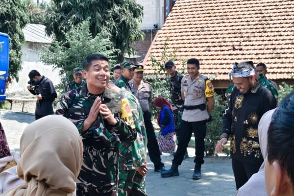 Dukung Kesejahteraan Keluarga Desa, Tim Wasev TMMD 129 Tinjau Pelayanan KB Kesehatan Gratis di Desa Tlemang