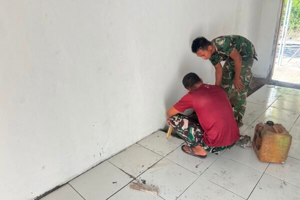Tinggal Menghitung Hari, Satgas TMMD ke-129 Kodim 0413/Bangka Kebut Finishing Rumah Ibu Rodiah