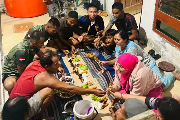 TMMD 129 Kodim Lamongan: Lebih dari Sekadar Pembangunan Fisik, Kemanunggalan TNI-Rakyat Terjalin Melalui Kebersamaan di Sela Tugas