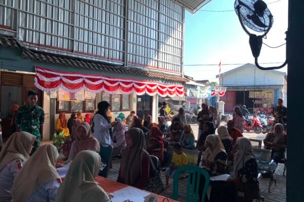 TMMD Ke-129 Kodim 0813/Bojonegoro Hadirkan Pelayanan KB bagi Masyarakat di Puskesmas Kesongo