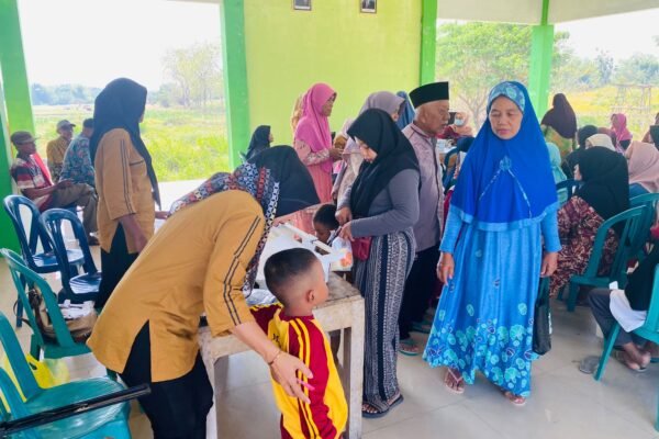 TMMD Ke-129 Kodim 0813/Bojonegoro Hadirkan Posyandu Lansia di Balai Desa Kesongo