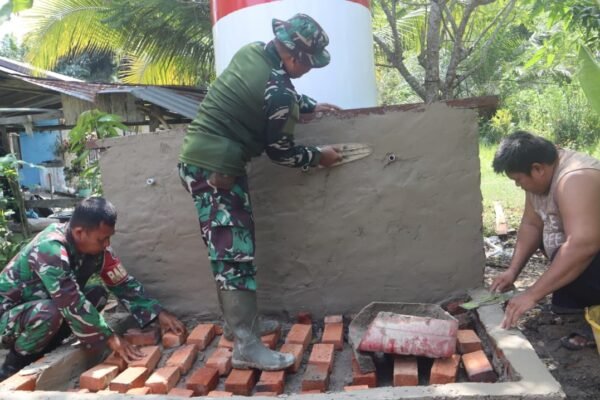 Semangat Bersama dalam TMMD 129 di Desa Liang Bunyu