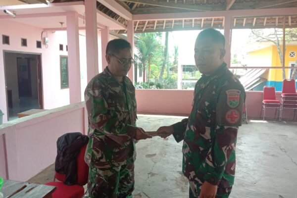 Pelayanan Kesehatan Rutin untuk Satgas TMMD ke-129 di Lampung Utara