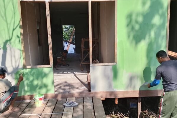 Semangat Tanpa Batas, Satgas TMMD dan Warga Bersatu Membangun Rumah