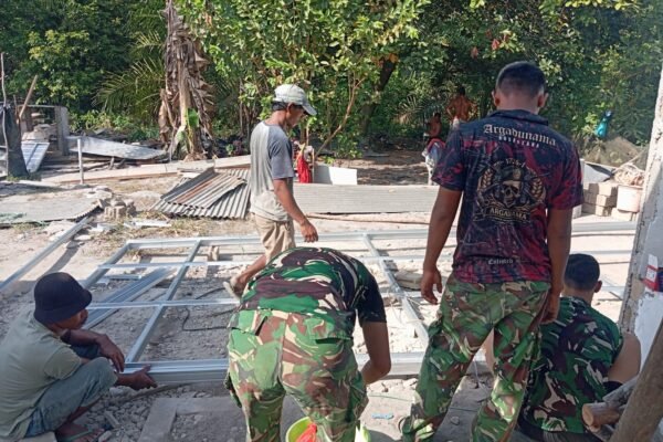 Rangka Dapur Mulai Berdiri, Satgas TMMD 129 Kodim 0413/Bangka Percepat Wujudkan Rumah Layak Huni Bapak Ardiansyah
