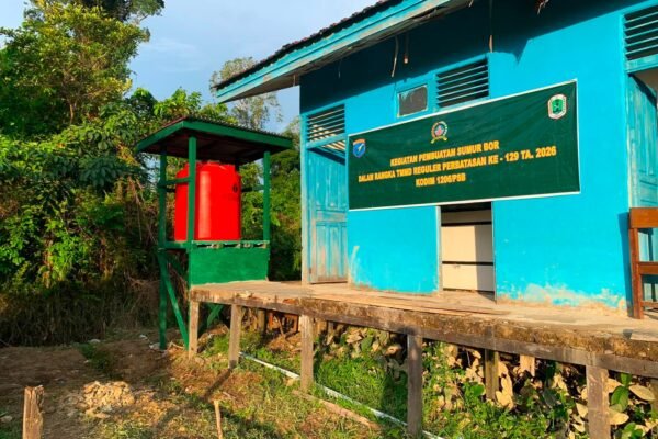 Atasi Keterbatasan Air Bersih, TMMD Kodim 1206/Putussibau Hadirkan Sumur Bor untuk Warga Sekolah