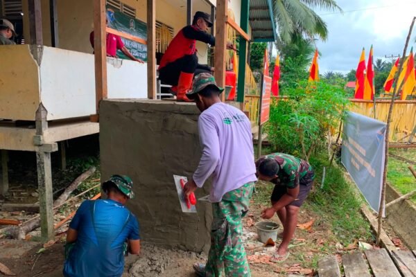 Hadirkan Akses Air Bersih, Satgas TMMD Kodim 1206/Putussibau Percepat Penyelesaian Sumur Bor