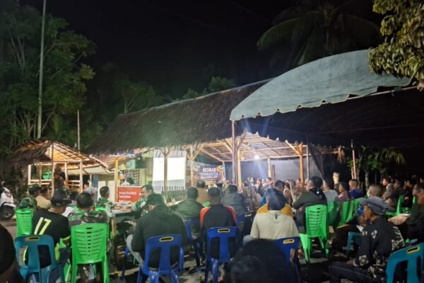 Kodim 0102/Pidie Gelar Nobar Final Piala Dunia 2026 Bersama Warga di Lokasi TMMD ke-129