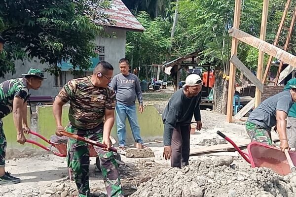 Satgas TMMD Ke-129 Kodim 0102/Pidie Kebut Rehab RTLH Lewat Gotong Royong Penimbunan Material