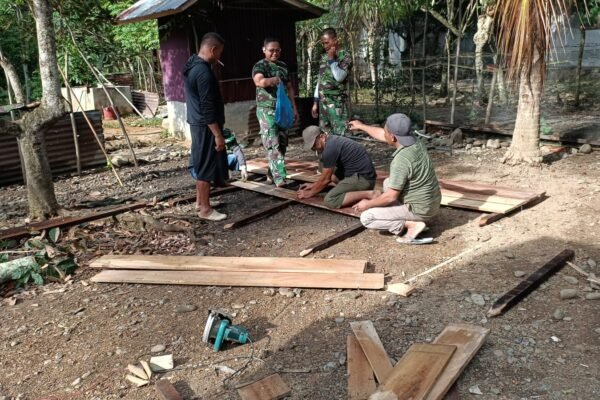Satgas TMMD Ke-129 Kodim 0102/Pidie Bangun Kolam Lele di Rumah Penerima RTLH, Dukung Ketahanan Pangan Keluarga