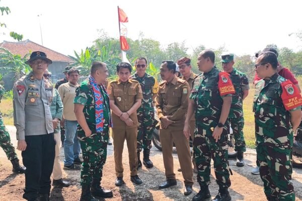 Brigjen TNI Yohanes Toar Pioh Tinjau Pelaksanaan TMMD ke-129 di Cirebon