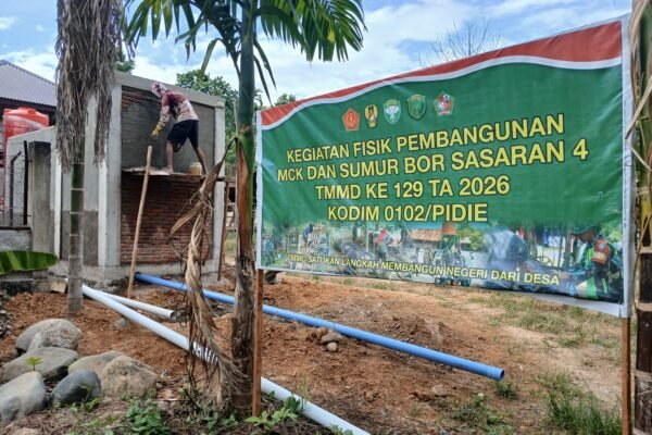 Progres MCK TMMD Ke-129 Kodim 0102/Pidie Tembus 50 Persen, Tahap Finishing Dinding Mulai Dikerjakan
