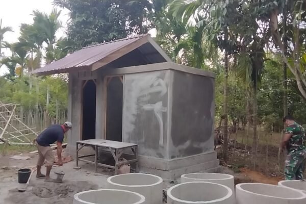 Pembangunan MCK TMMD Ke-129 Kodim 0102/Pidie Capai 65 Persen, Hadirkan Sanitasi Layak bagi Masyarakat