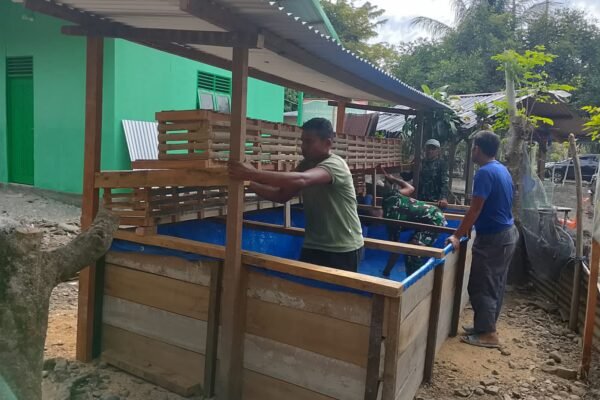 Satgas TMMD ke-129 Kodim 0102/Pidie Rampungkan Kandang Ayam dan Kolam Lele, Perkuat Ketahanan Pangan Keluarga