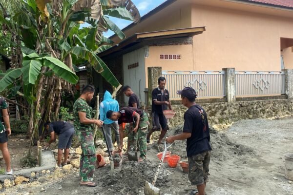 Satgas TMMD ke-129 Kodim 1407/Bone Buat Prasasti Jembatan Gantung Sebagai Penanda Hasil Pembangunan