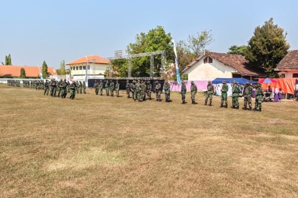 Sambut Puncak Purna Tugas, Kodim 0812/Lamongan Gelar Gladi Kader Upacara Penutupan TMMD 129 di Pasarlegi