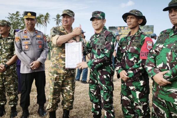 Satukan Langkah, Bangun Negeri dari Desa! Kasdam XIV/Hasanuddin Pimpin Penutupan TMMD Ke-129 Kodim 1404/Pinrang