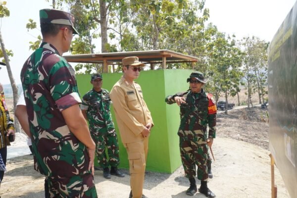 Tandon Air TMMD 129 Kodim 0812/Lamongan, Solusi Air Bersih bagi Dusun Bakon