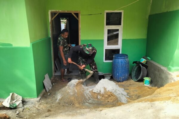 Rumah Pak Siswanto Terus Berubah, Pembuatan Kamar Mandi Jadi Bukti Kepedulian TMMD (TNI Manunggal Membangun Desa) kepada Warga