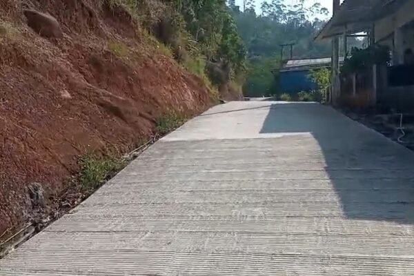 Rasa Syukur Warga Warnai Rampungnya Betonisasi Jalan TMMD Ke-129 Kodim 0608/Cianjur