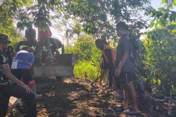 Penimbunan Jalan TMMD Ke-129 Masuki Tahap Penting, Infrastruktur Desa Kian Berkualitas
