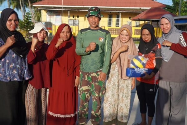Perwakilan Ibu PKK Desa Pulau Dua Ucapkan Terima Kasih atas Bantuan Sarana Olahraga dari Satgas TMMD