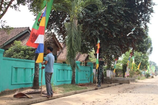 Desa Baru Raharja Bersiap Rayakan HUT Ke-81 RI Dengan Bendera Merah Putih
