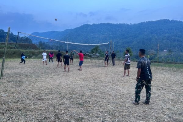 TMMD Ke-129 Kodim 0608/Cianjur, Olahraga Voli Jadi Sarana Bangun Kekompakan Satgas dan Warga