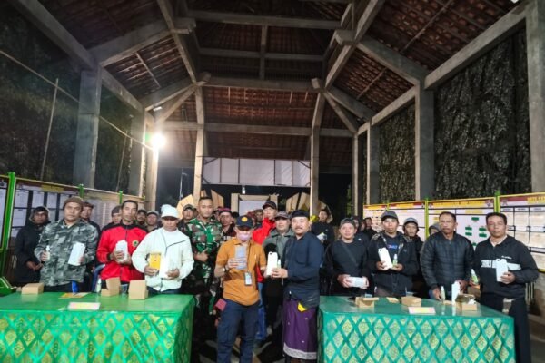 Edukasi PHMS Perkuat Ketahanan Peternakan Warga Desa Sekardadi
