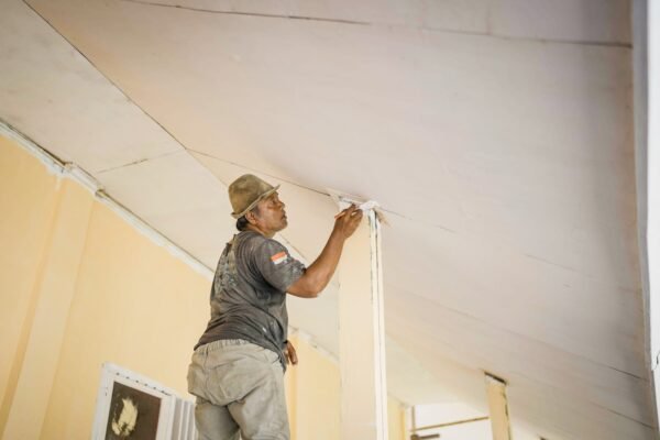 Renovasi RTLH Milik Ibu Samsiah Memasuki Tahap Finishing