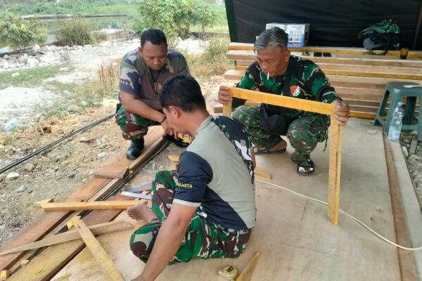 Pembangunan Infrastruktur Desa melalui Bagesting oleh Satgas TMMD di Tigaraksa