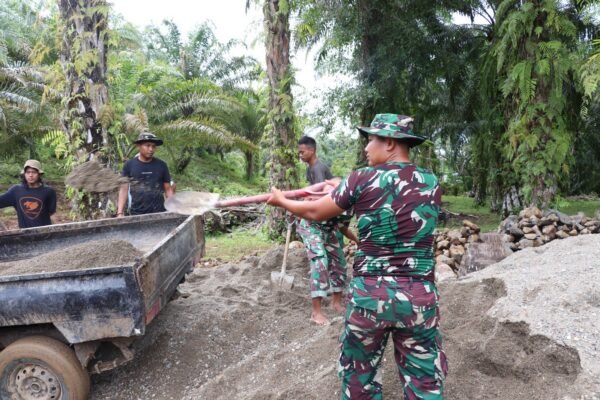 Akses Lebih Baik: Warga Kandang Limun Dukung TMMD dalam Pembangunan Jalan
