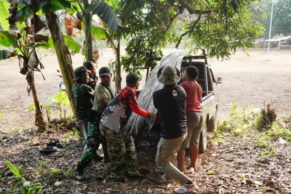 Satgas TMMD Awal Proyek dengan Pengiriman Material di Ambon