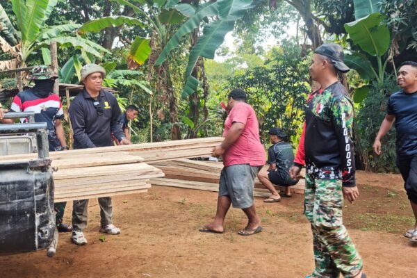 Kepedulian Bersama Satgas TMMD dan Warga Hadapi Rintangan Infrastruktur di Ambon