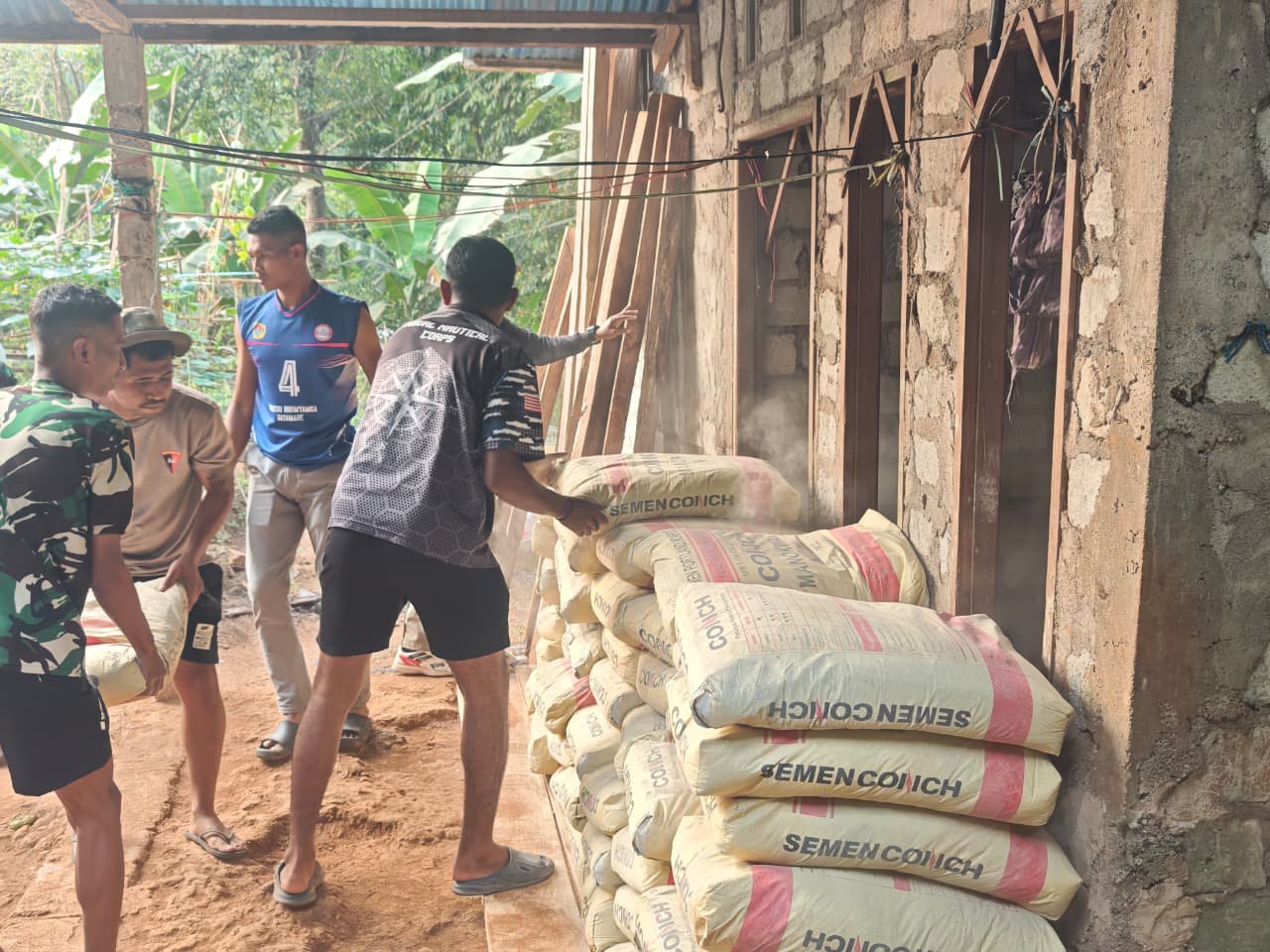 Satgas TMMD Hadapi Medan Berbahaya dan Asap untuk Membangun Dusun Seri