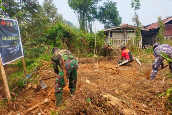 Desa Leboni Dapatkan Fasilitas MCK Baru Berkat Gotong Royong Satgas TMMD