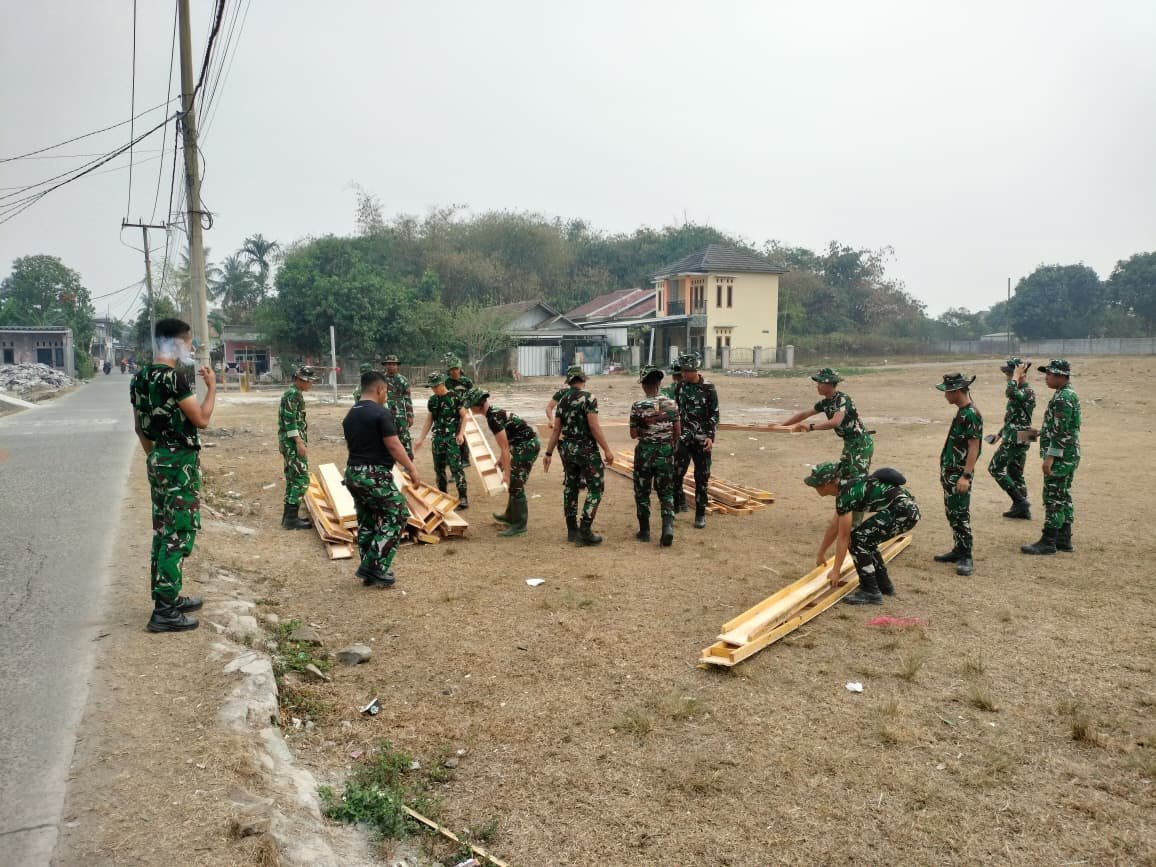 Peran Pengangkutan Bekisting dalam Mewujudkan Pembangunan Berkelanjutan TMMD