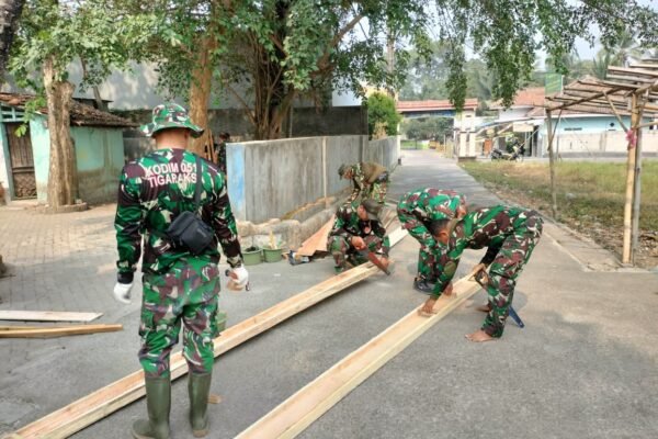 Konsistensi dan Kerjasama, Satgas TMMD ke-130 Selesaikan Bekisting dengan Baik