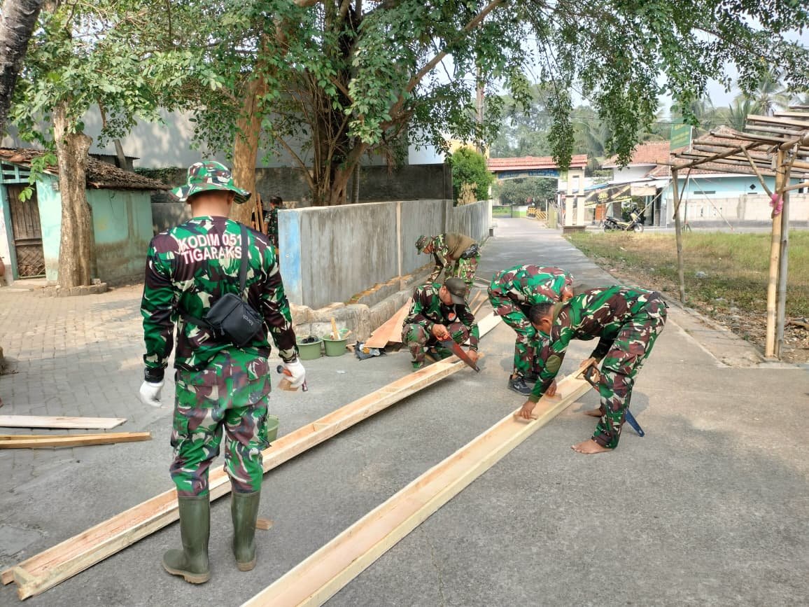 Konsistensi dan Kerjasama, Satgas TMMD ke-130 Selesaikan Bekisting dengan Baik