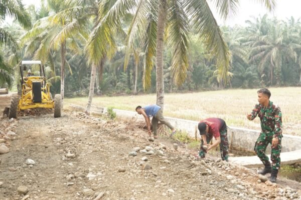 Jalan TMMD ke-130: Meningkatkan Konektivitas Warga Perbatasan di Bengkulu