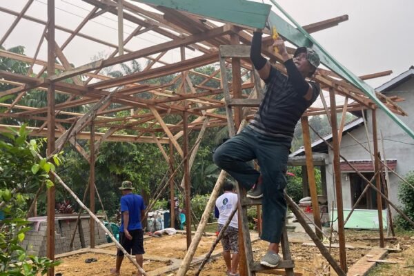 Satgas TMMD Ke-130 Terus Majukan Pembangunan Hunian Layak di Landak