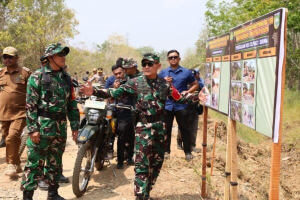 Dandim 1009 dan Bupati Cek Progres Pembangunan TMMD di Desa Karang Rejo
