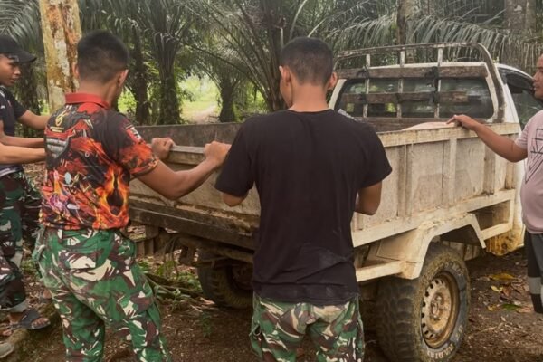 Prajurit TMMD Berkontribusi Langsung dalam Membangun Infrastruktur untuk Masyarakat